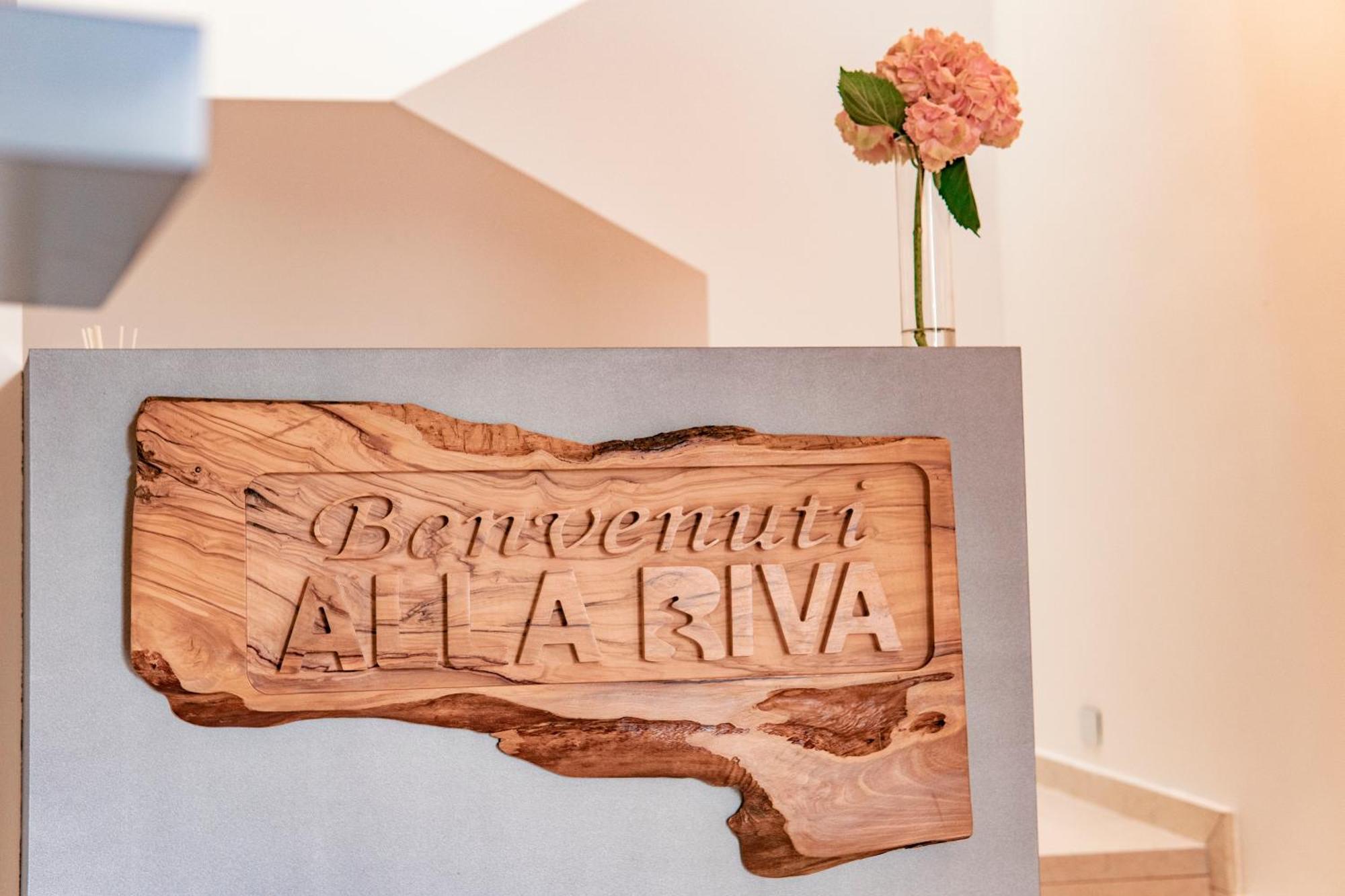 Alla Riva — Photos 1